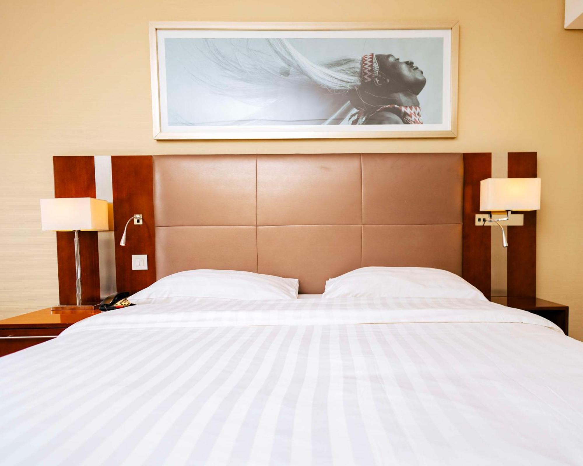 Park Inn By Radisson, Kigali Eksteriør billede